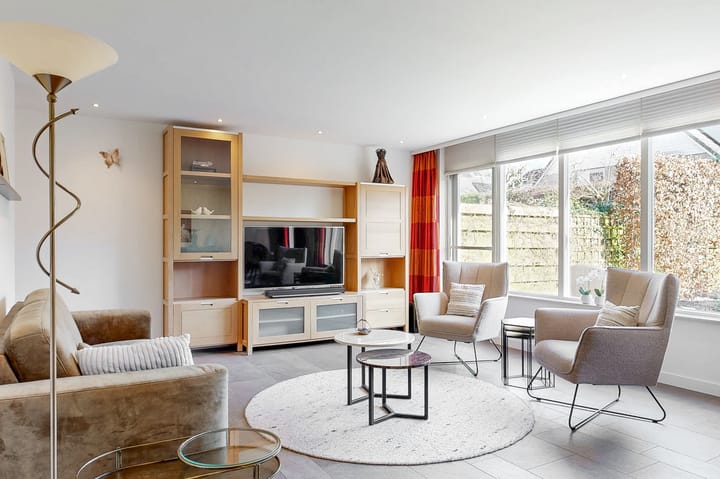 Photo 2 of Hanebalk 66