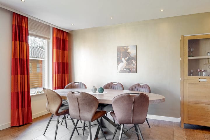 Photo 10 of Hanebalk 66