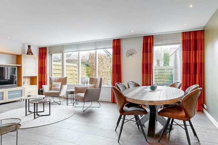 Photo 11 of Hanebalk 66