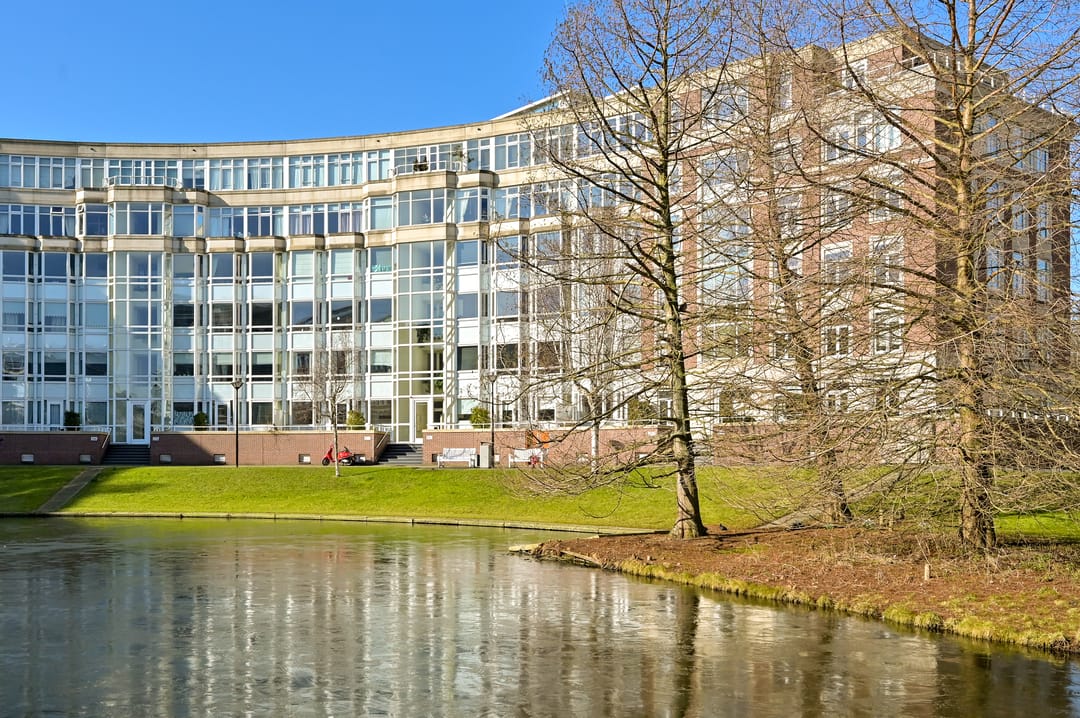 Foto 1 van Burgemeester De Monchyplein 179