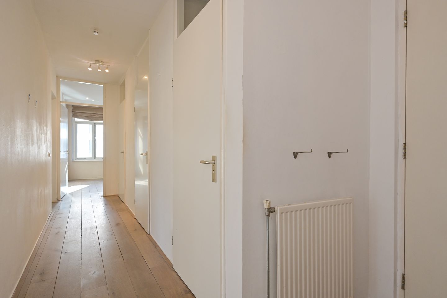 Foto 14 van Burgemeester De Monchyplein 179