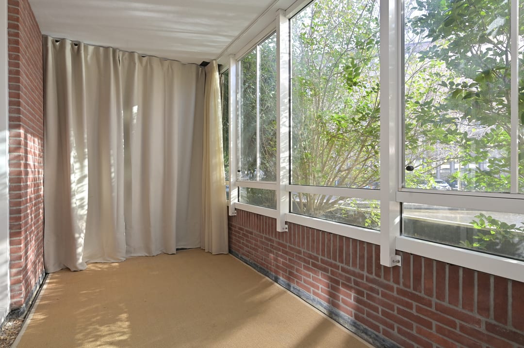 Foto 22 van Burgemeester De Monchyplein 179