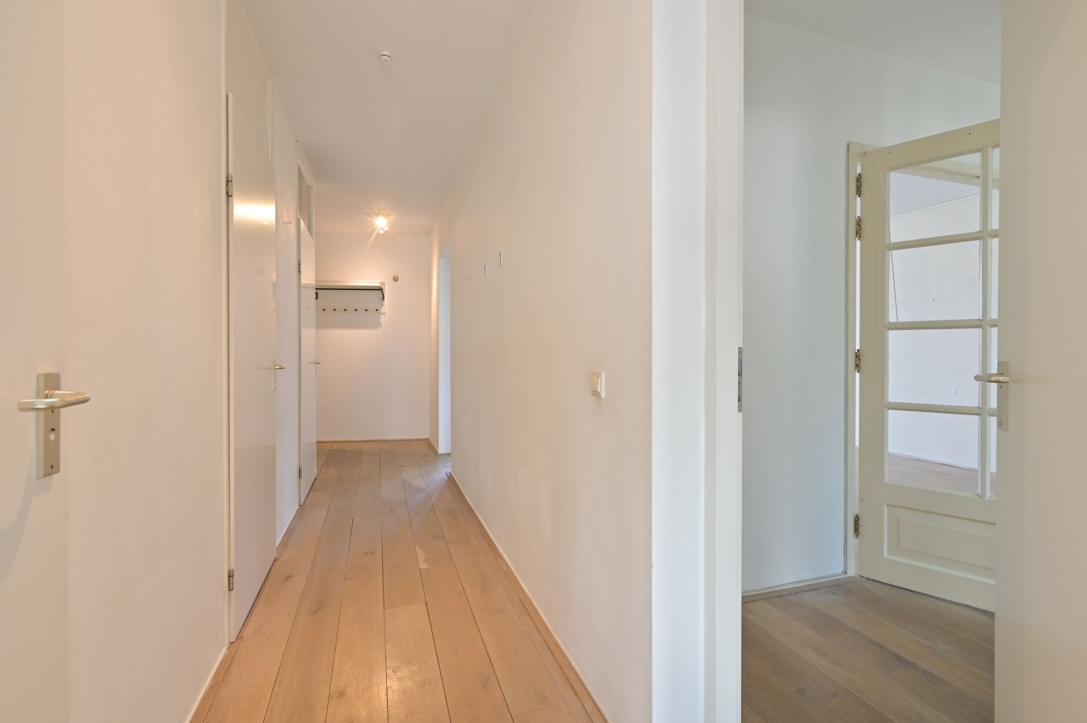 Foto 18 van Burgemeester De Monchyplein 179