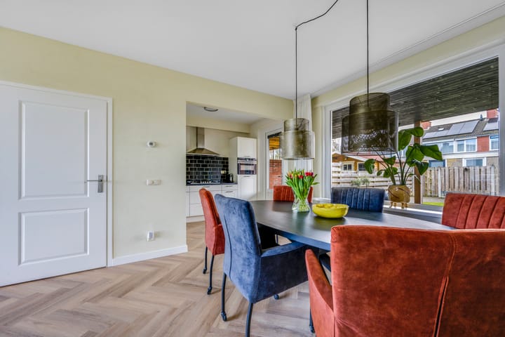 Foto 10 van Voeghoutenstraat 35