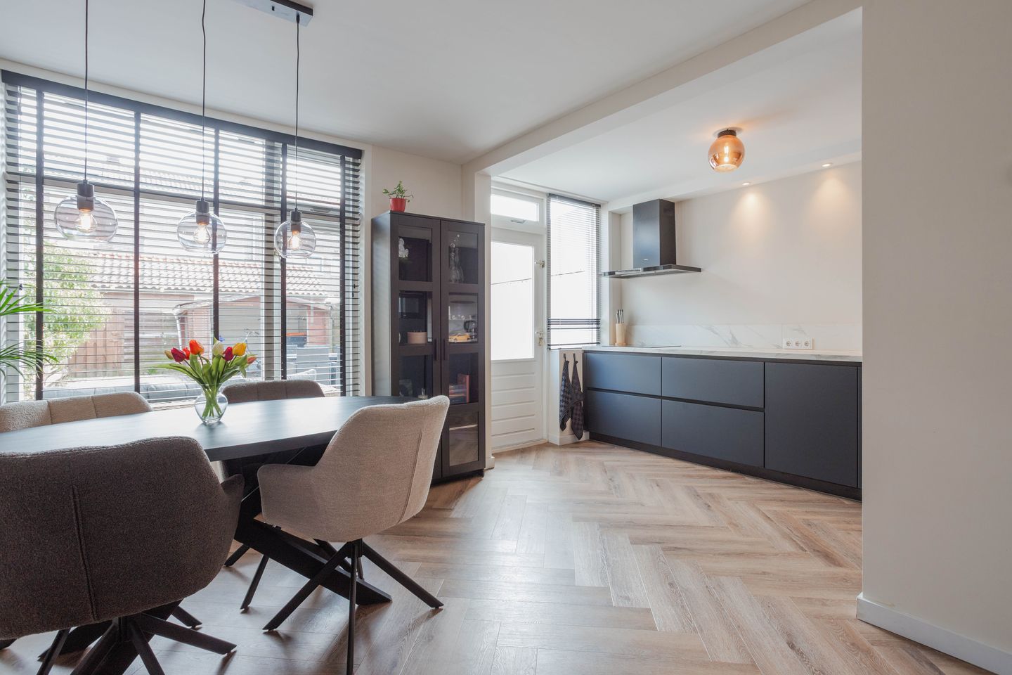 Foto 14 van Emiliastraat 6