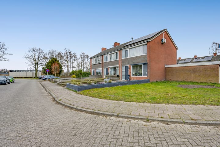 Foto 31 van Voeghoutenstraat 35