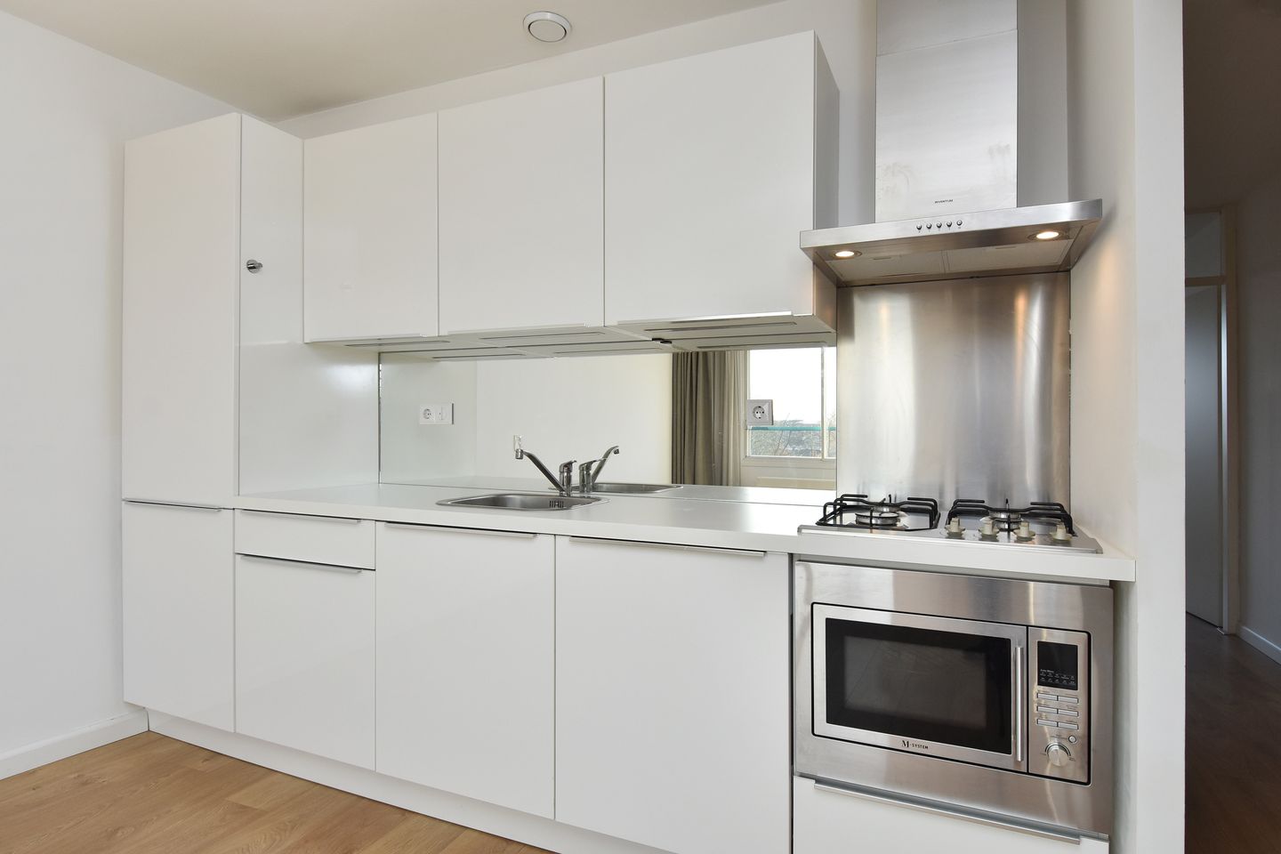 Foto 4 van Erasmusweg 1-E