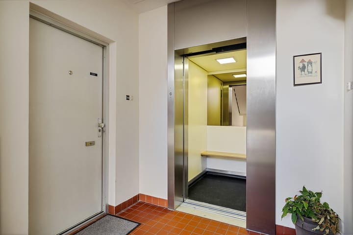 Foto 16 van Veenbesstraat 346