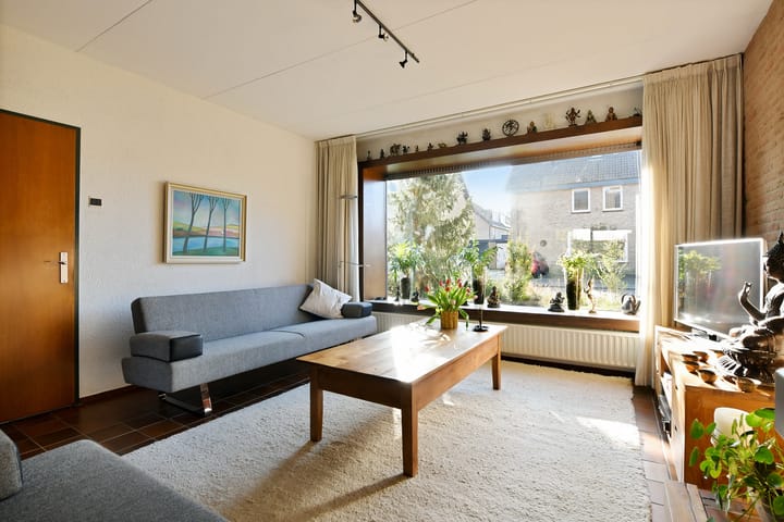 Foto 10 van Plompstraat 36