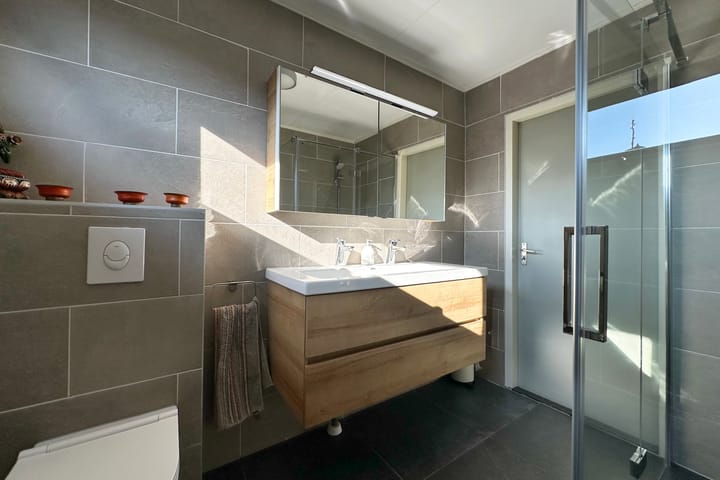 Foto 21 van Plompstraat 36