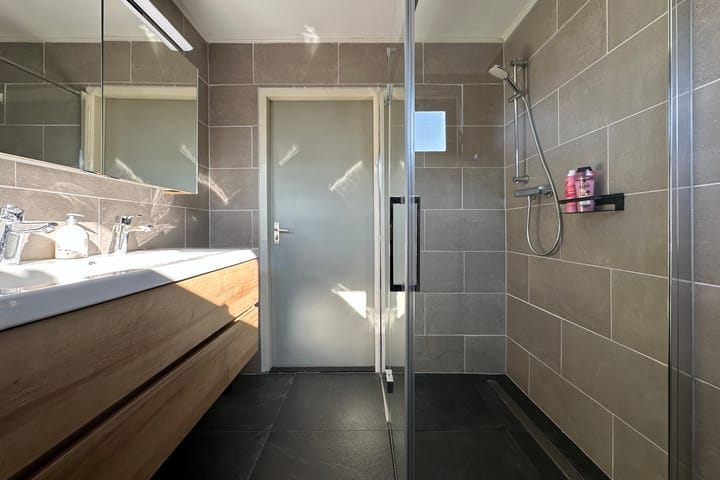 Foto 22 van Plompstraat 36