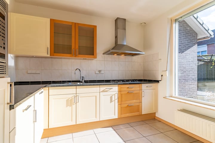 Foto 12 van Johan Evertsenstraat 22