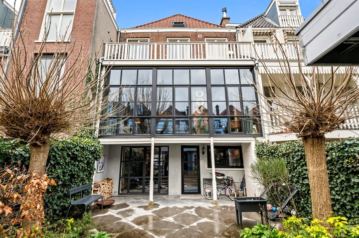 Foto 19 van Riouwstraat 81