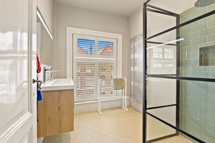 Foto 40 van Riouwstraat 81