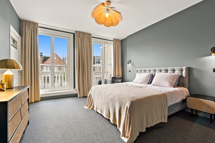 Foto 43 van Riouwstraat 81