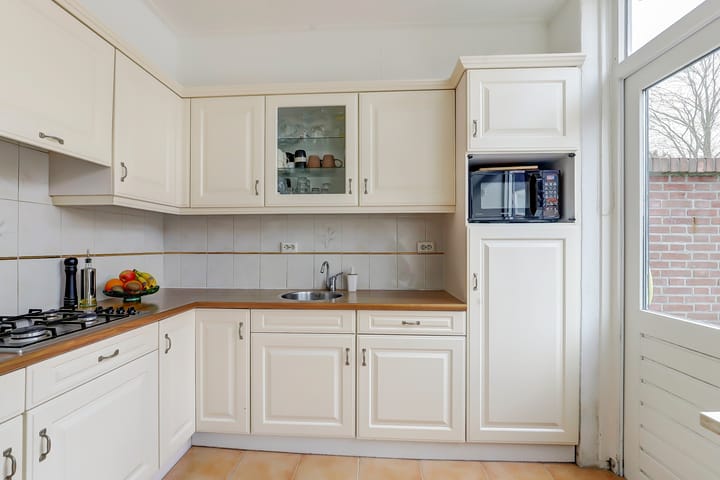 Foto 9 van De Ruyterstraat 56