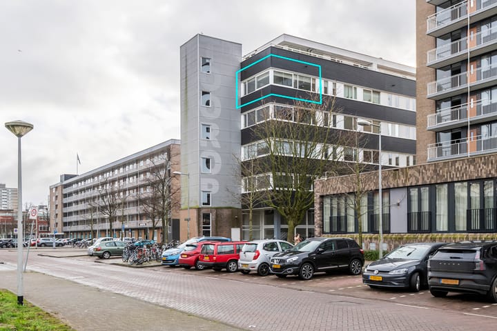 Foto 3 van Marius Bauerstraat 235-E2