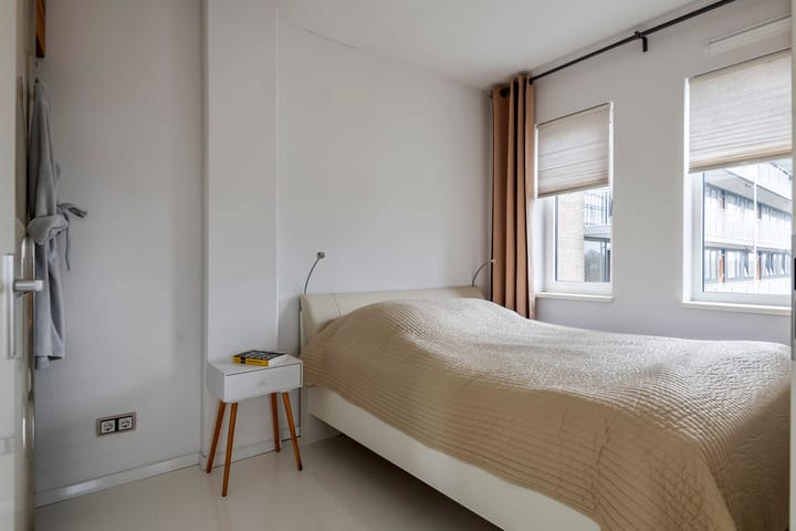 Foto 31 van Marius Bauerstraat 235-E2