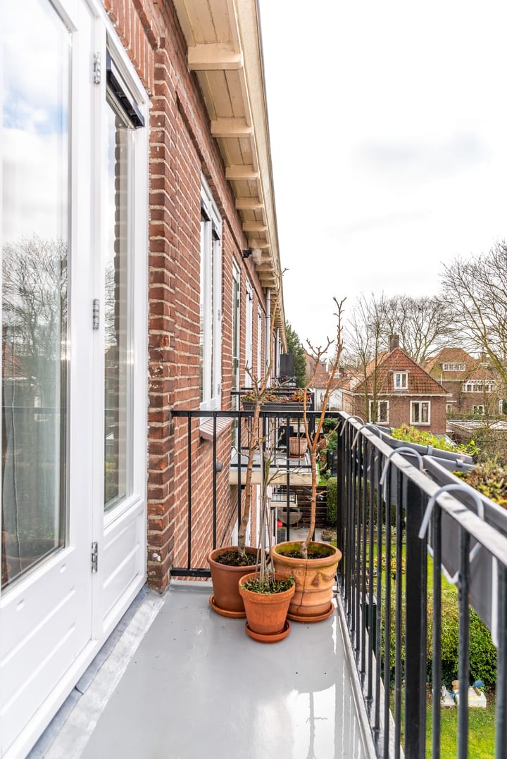 Photo 13 of Molukkenstraat 10