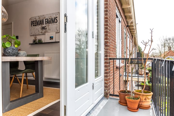 Photo 15 of Molukkenstraat 10