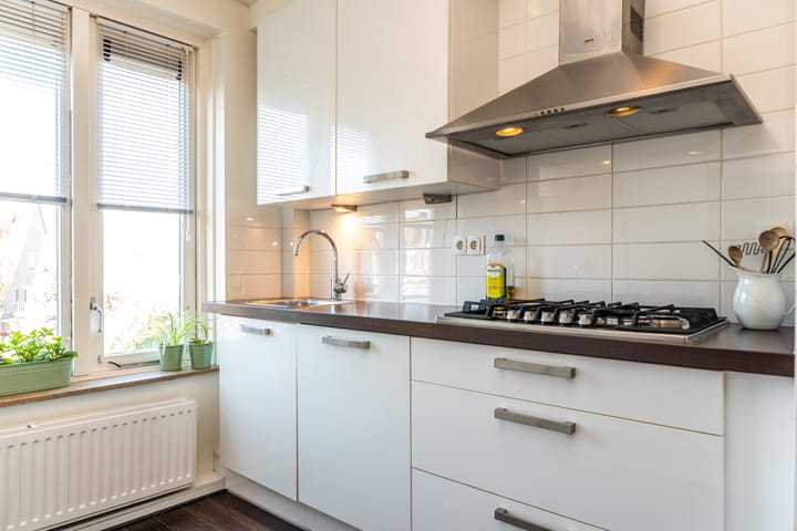 Photo 22 of Molukkenstraat 10