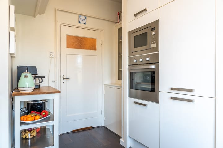 Photo 28 of Molukkenstraat 10