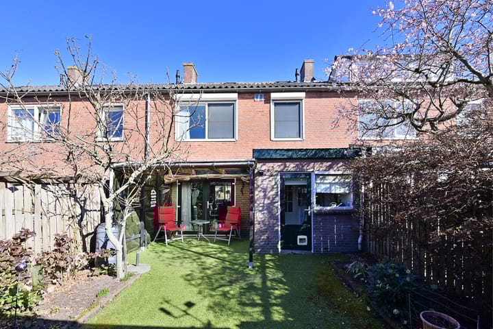 Photo 14 of Radiolaan 26