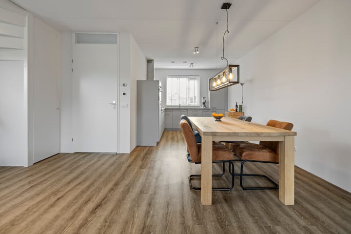 Foto 10 van Koningin Máximalaan 111