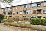 vrije-sector-woningen te huur op Admiraal de Ruyterlaan 97