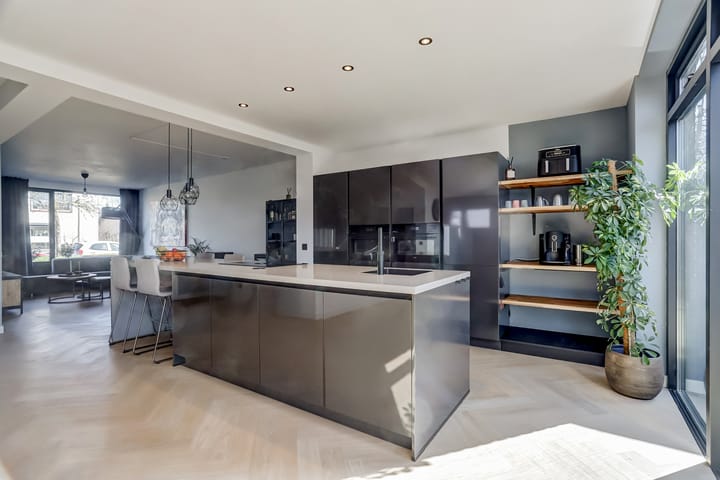 Photo 18 of Dr R v Oppenraaijstr 39