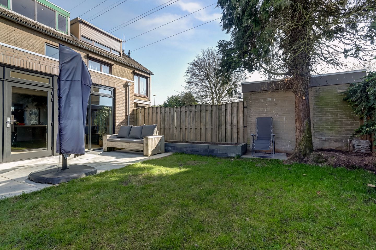 Foto 40 van Dr R v Oppenraaijstr 39