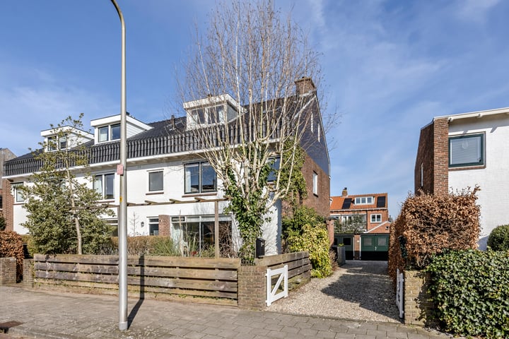 Jan Pieterszoon Coenstraat 9
