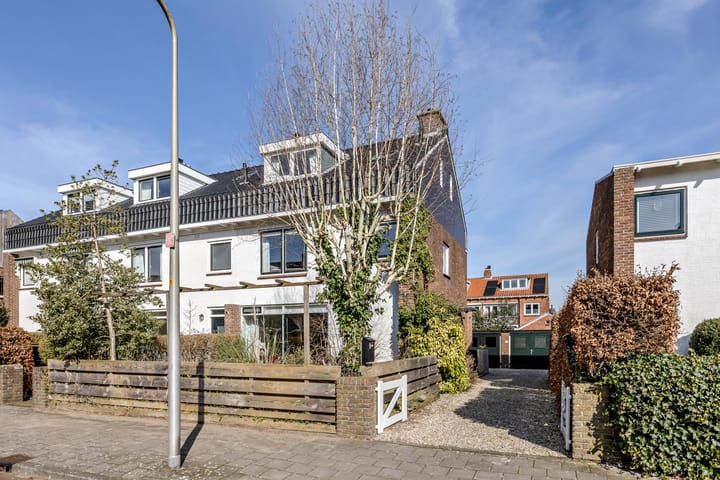 Bekijk foto van Jan Pieterszoon Coenstraat 9