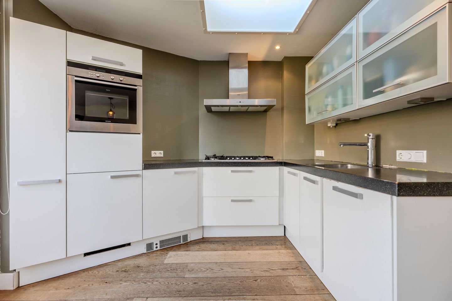 Foto 20 van Jan Pieterszoon Coenstraat 9