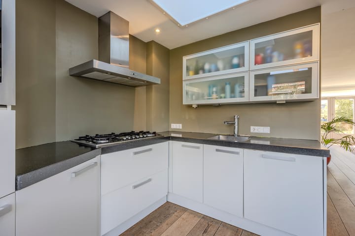 Photo 21 of Jan Pieterszoon Coenstraat 9