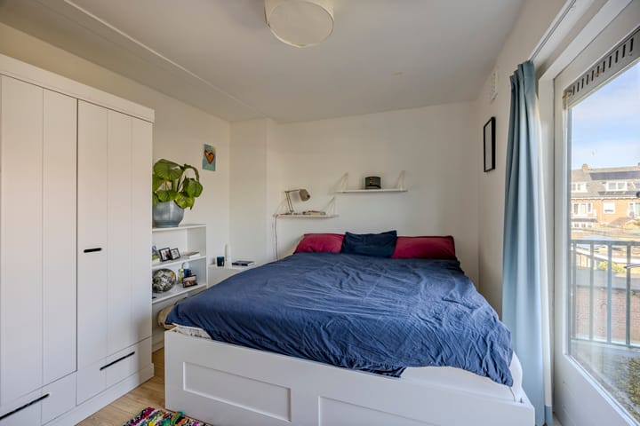 Photo 27 of Jan Pieterszoon Coenstraat 9