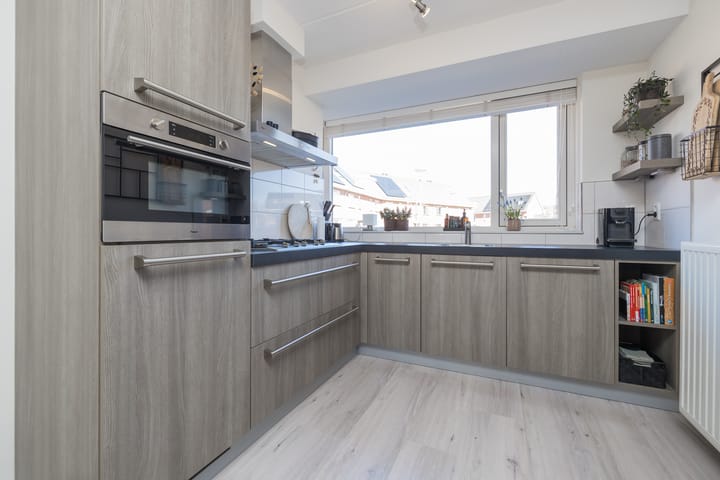 Photo 3 of Vredelaan 15