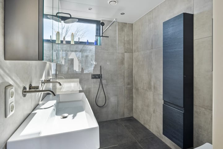 Photo 19 of Ekster 5