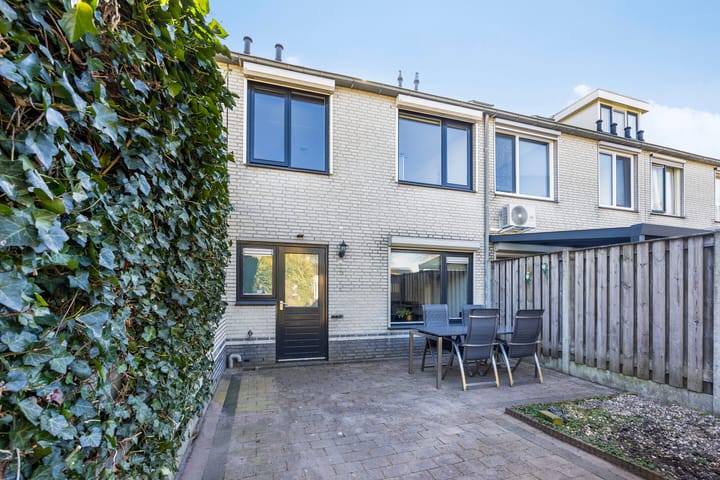 Photo 25 of Ekster 5