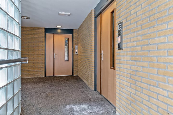 Foto 6 van Paviljoenplein 8