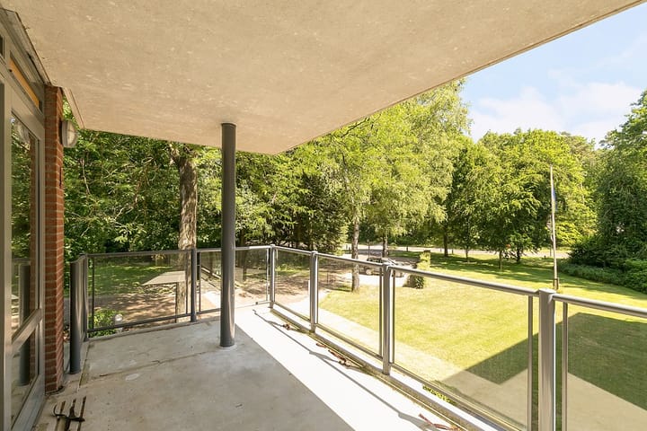 Foto 21 van Paviljoenplein 8