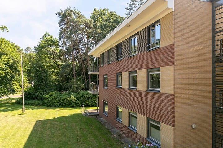 Foto 23 van Paviljoenplein 8