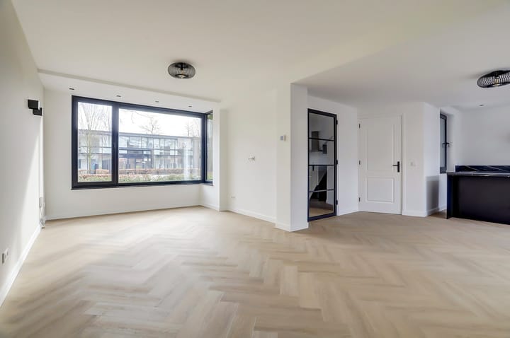 Foto 5 van Van Spreeuwelstraat 13