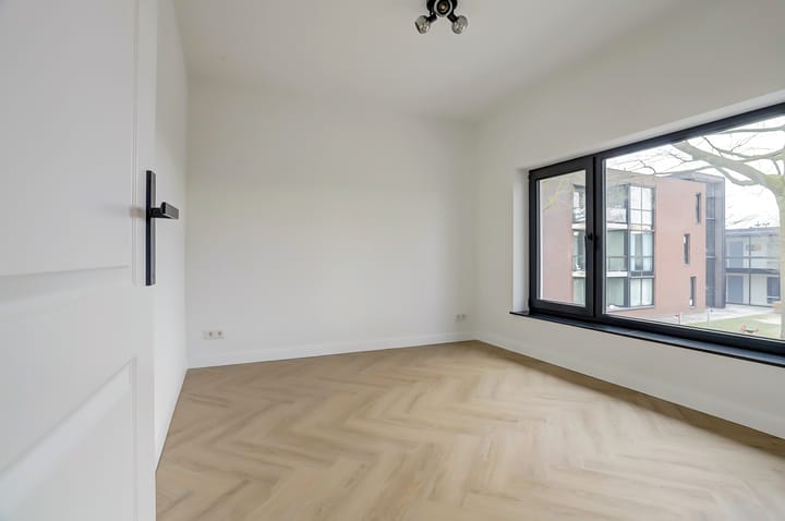 Foto 20 van Van Spreeuwelstraat 13