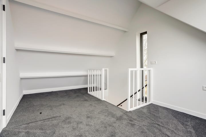 Foto 29 van Van Spreeuwelstraat 13