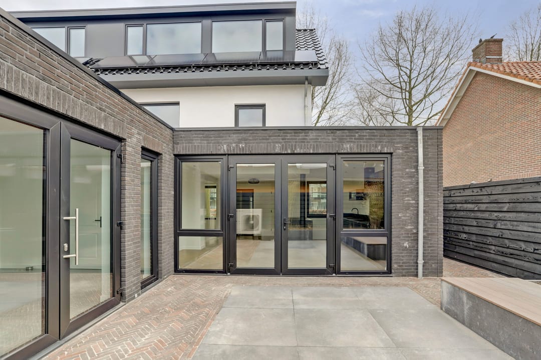 Foto 32 van Van Spreeuwelstraat 13