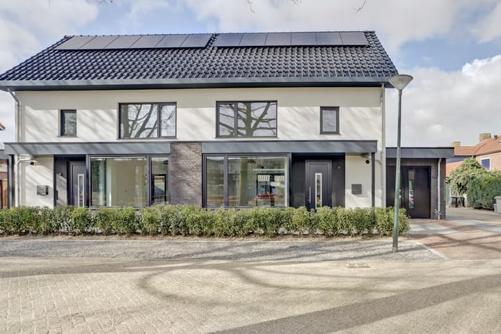 Foto 2 van Van Spreeuwelstraat 15