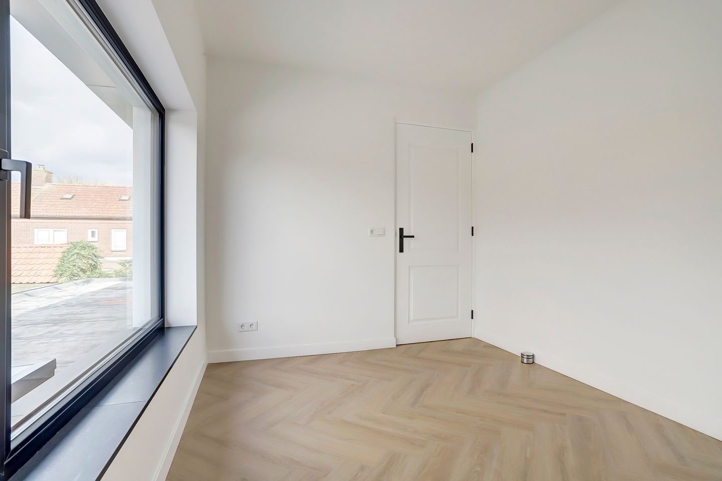 Foto 20 van Van Spreeuwelstraat 15