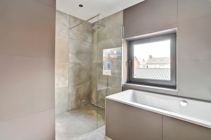 Foto 25 van Van Spreeuwelstraat 15