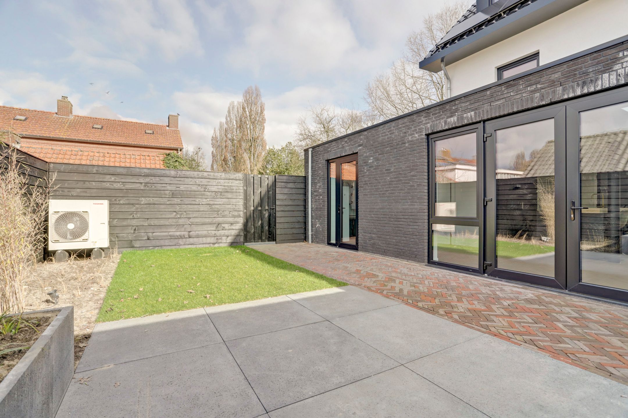 Foto 33 van Van Spreeuwelstraat 15